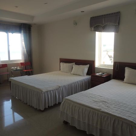 Ngan Ha Hotel Dong Hoi Exterior foto