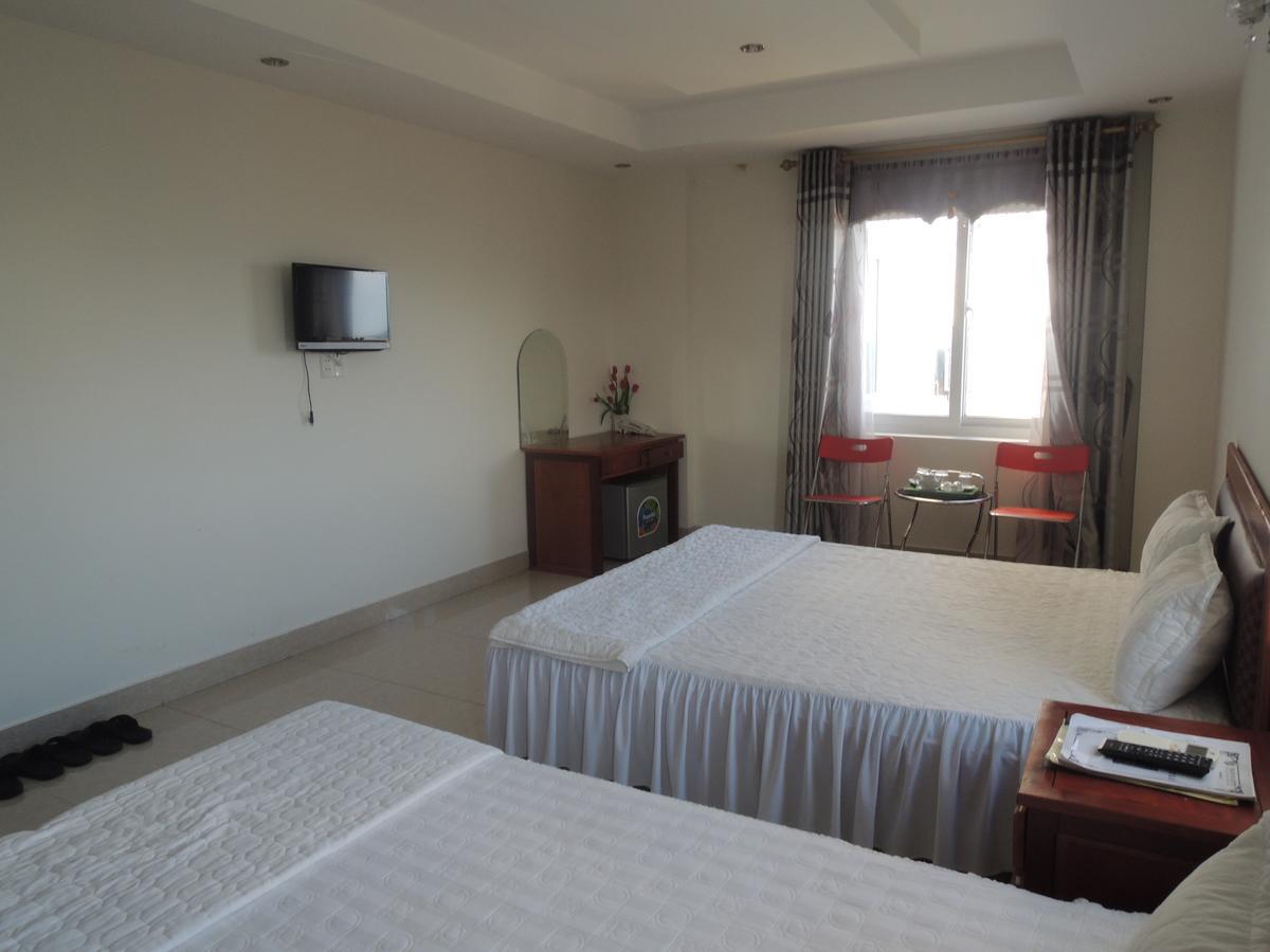 Ngan Ha Hotel Dong Hoi Exterior foto