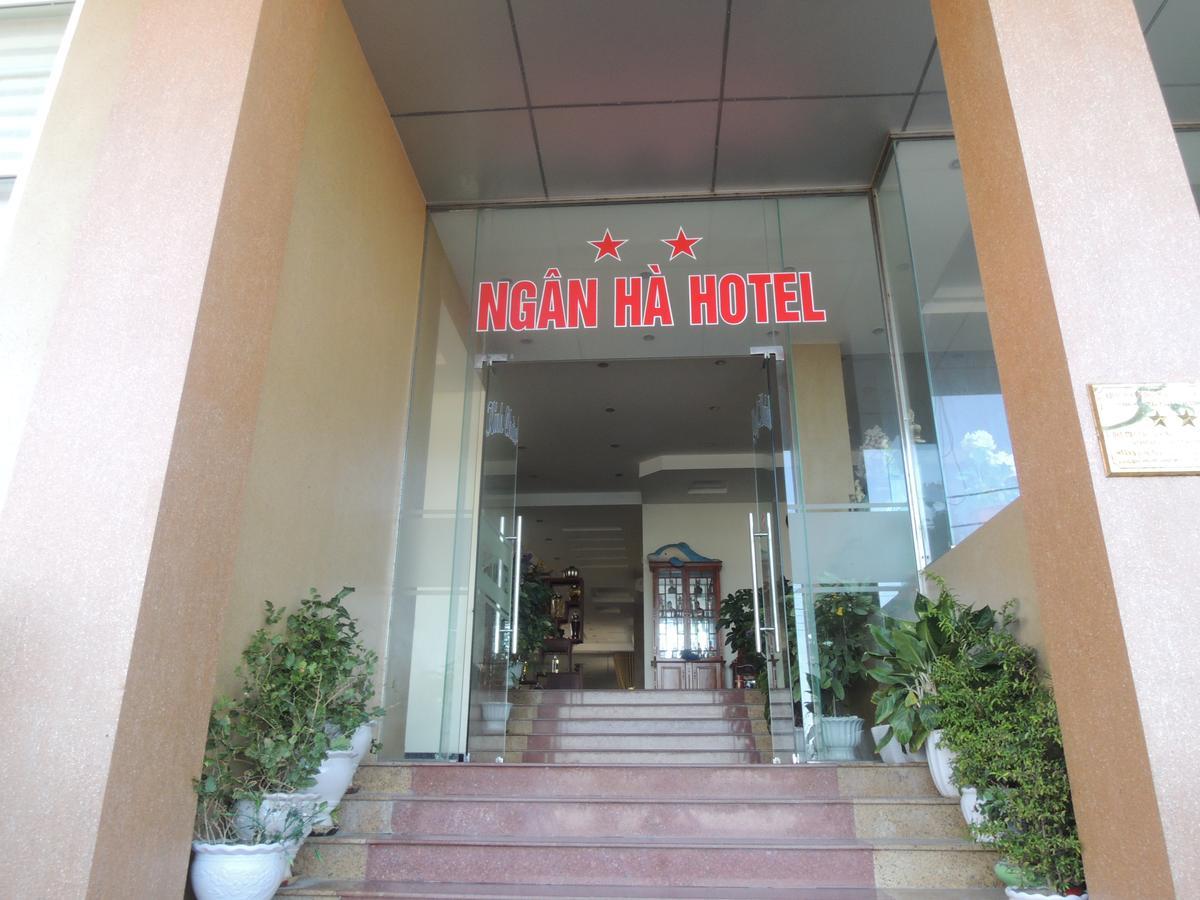 Ngan Ha Hotel Dong Hoi Exterior foto